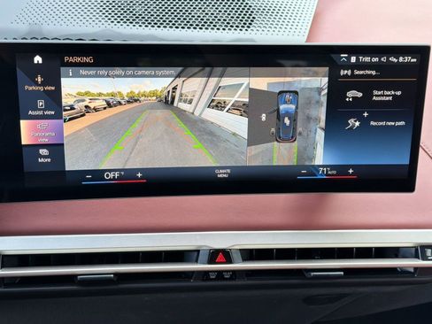 Certified 2023 BMW iX xDrive50 w/ Premium Package AWD/4WD image 24