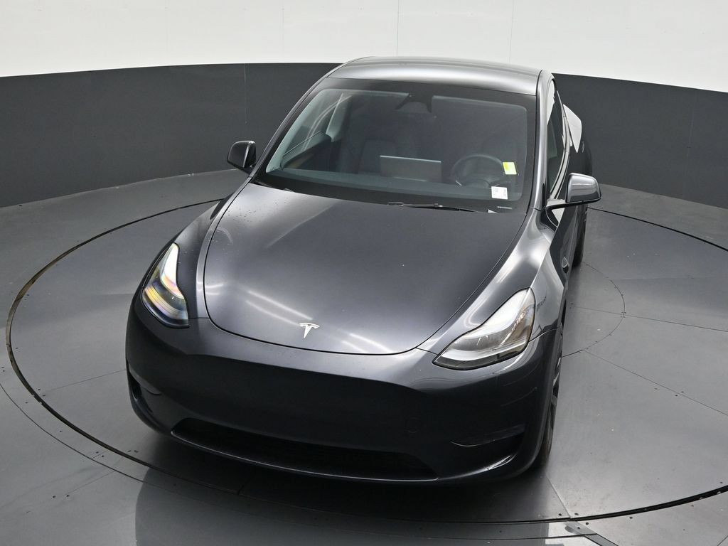 Used 2024 Tesla Model Y Long Range AWD/4WD image 21