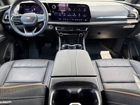 Used 2026 Chevrolet Traverse High Country w/ LPO, Floor Liner Package FWD image 13