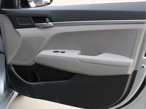 Used 2020 Hyundai Elantra SE w/ Cargo Package (C1) FWD image 23