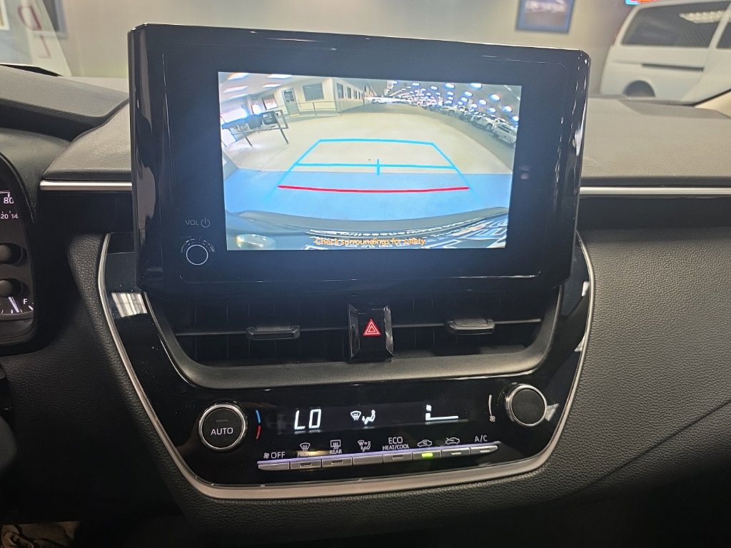 Used 2023 Toyota Corolla LE w/ Carpet Mat Package (TMS) FWD image 15