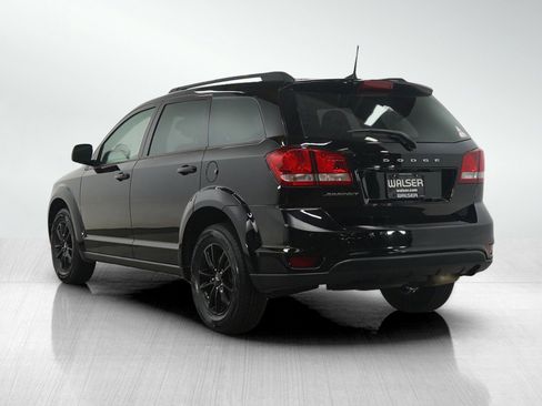 Used 2019 Dodge Journey SE w/ Connectivity Group image 3