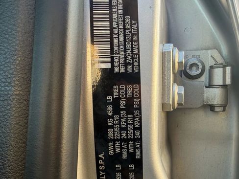 Used 2020 Jeep Renegade Limited w/ UConnect 8.4 Nav Group image 27