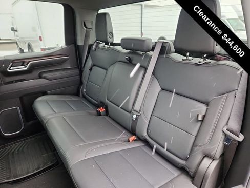 Used 2025 GMC Sierra 1500 SLT image 26