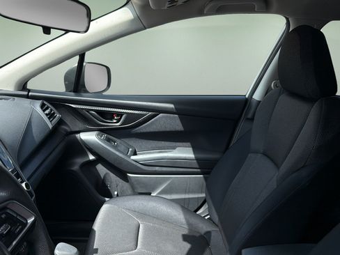 Used 2018 Subaru Crosstrek 2.0i AWD/4WD image 12