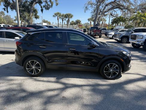 Certified 2020 Buick Encore GX Select w/ Advanced Technology Package image 7