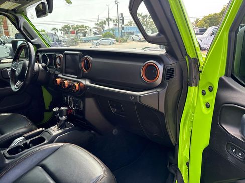 Used 2021 Jeep Gladiator Mojave AWD/4WD image 8