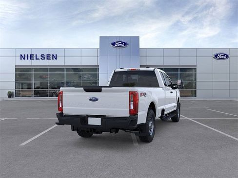 New 2026 Ford F250 XL w/ XL Off-Road Package image 8