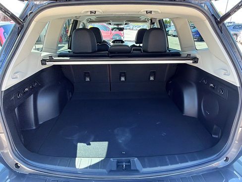 Used 2023 Subaru Forester Touring image 11