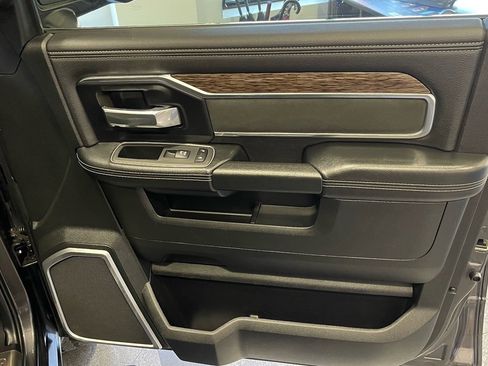 Used 2021 RAM 3500 Laramie image 38