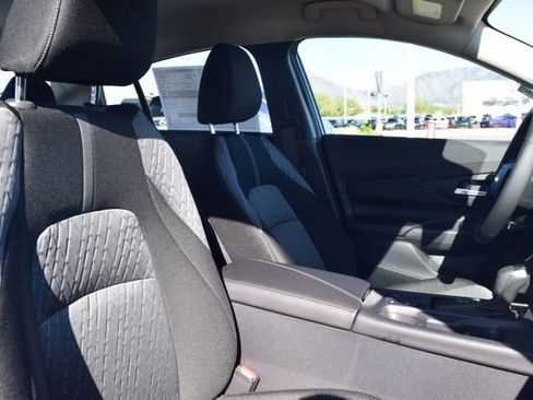 New 2026 Nissan Sentra SV FWD image 19