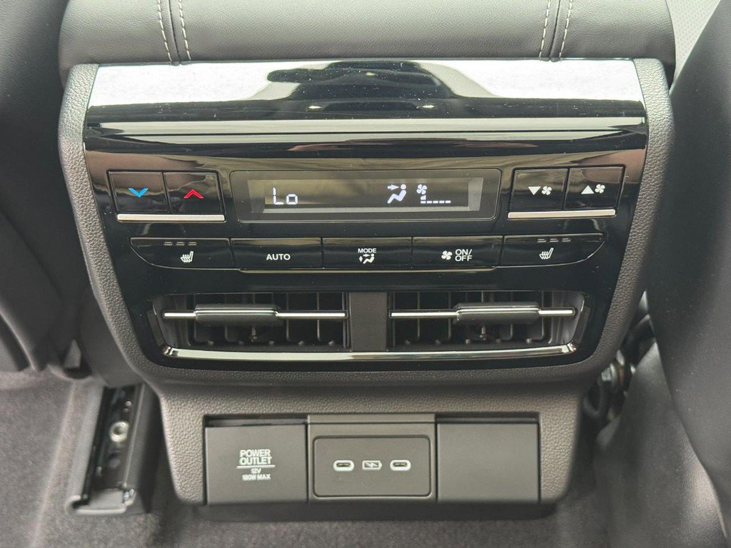 Certified 2026 Acura MDX w/ Advance Package AWD/4WD image 14