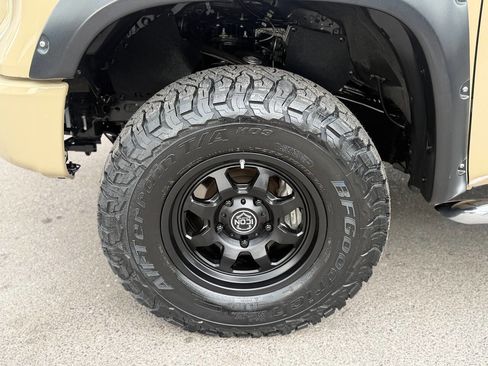 Used 2017 Toyota Tundra Limited w/ Limited Premium Package image 60