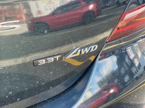 Used 2023 Genesis G70 3.3T w/ Sport Prestige Package image 25