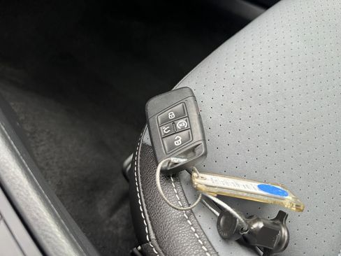 Used 2025 Volkswagen Jetta SE image 22