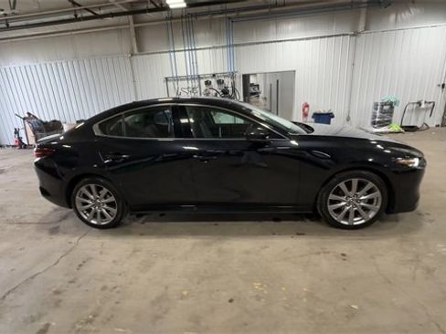 Used 2019 MAZDA MAZDA3 Sedan w/ Premium Package image 13