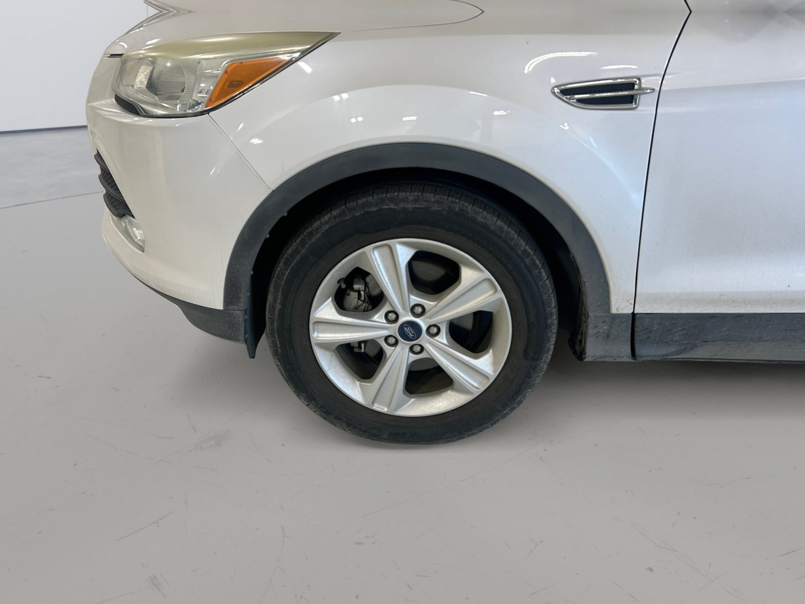 Used 2015 Ford Escape SE w/ Equipment Group 201A FWD image 7