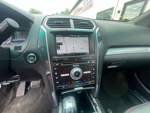 Used 2016 Ford Explorer Sport w/ Equipment Group 401A AWD/4WD image 16