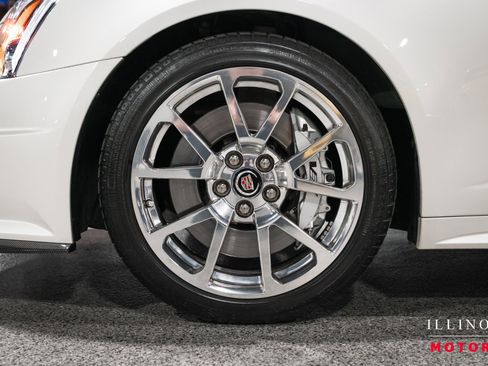 Used 2011 Cadillac CTS V w/ Wood Trim Package RWD image 9