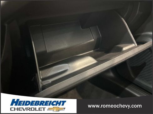 Used 2024 Chevrolet Equinox EV LT FWD image 27