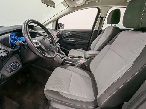 Used 2017 Ford C-MAX SE image 4