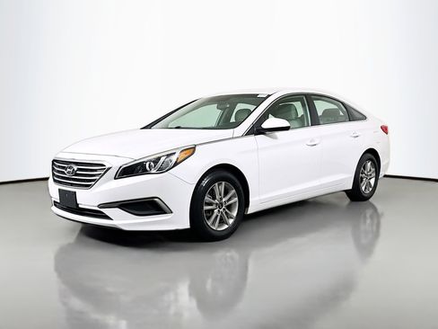 Used 2016 Hyundai Sonata SE image 4