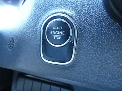 Used 2024 Mercedes-Benz Sprinter 2500 image 18