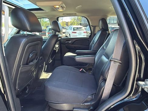 Used 2014 Chevrolet Tahoe LTZ image 12