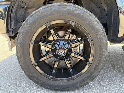 Used 2019 Ford F150 XLT w/ Equipment Group 302A Luxury AWD/4WD image 21