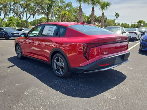 New 2026 Kia K4 FWD image 6