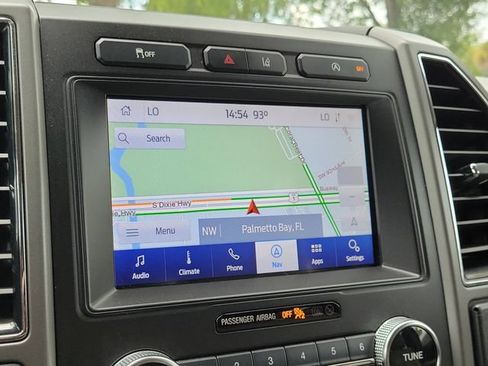 Used 2020 Ford Expedition XLT w/ Equipment Group 202A RWD image 25
