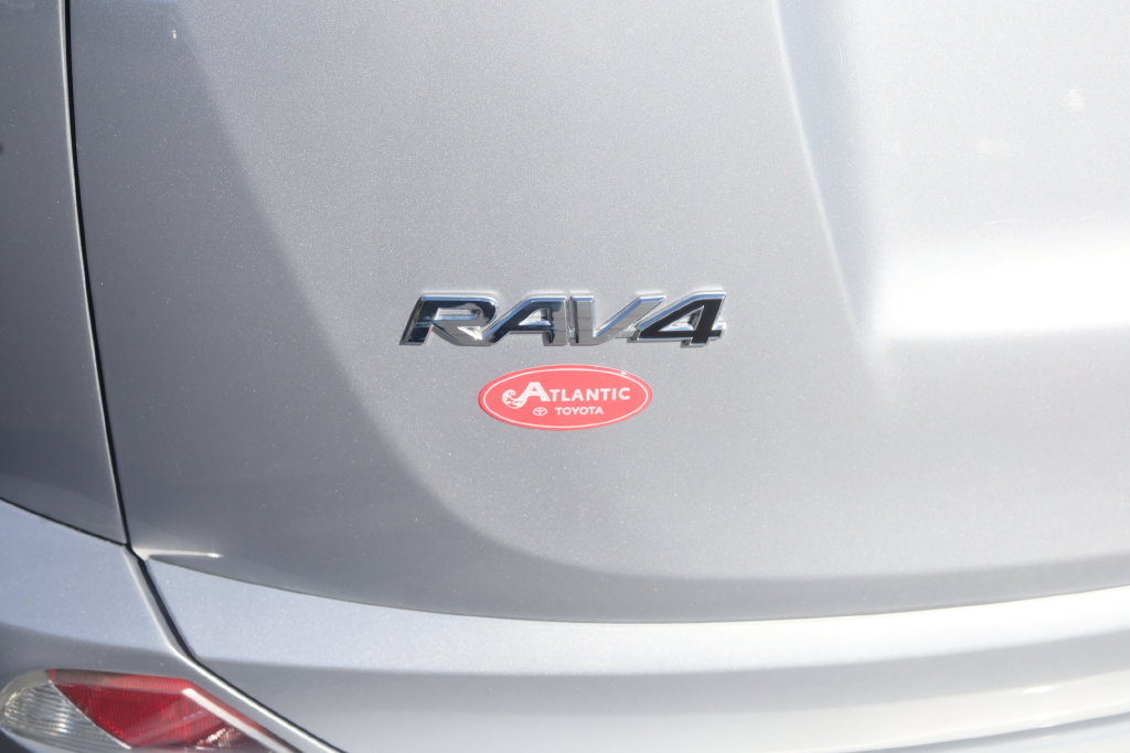 Used 2016 Toyota RAV4 LE AWD/4WD image 31