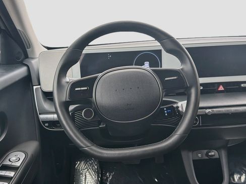 Used 2024 Hyundai Ioniq 5 SEL AWD/4WD image 18
