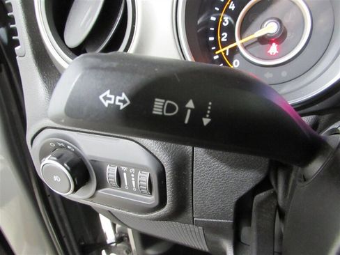 Used 2021 Jeep Wrangler Unlimited Sport AWD/4WD image 37