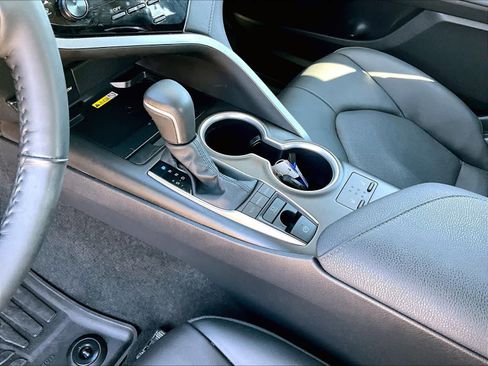 Used 2024 Toyota Camry XLE w/ Cold Weather Package image 20