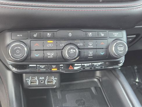 Used 2022 Dodge Durango R/T image 10