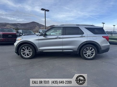 Used 2021 Ford Explorer Limited w/ Equipment Group 301A image 7