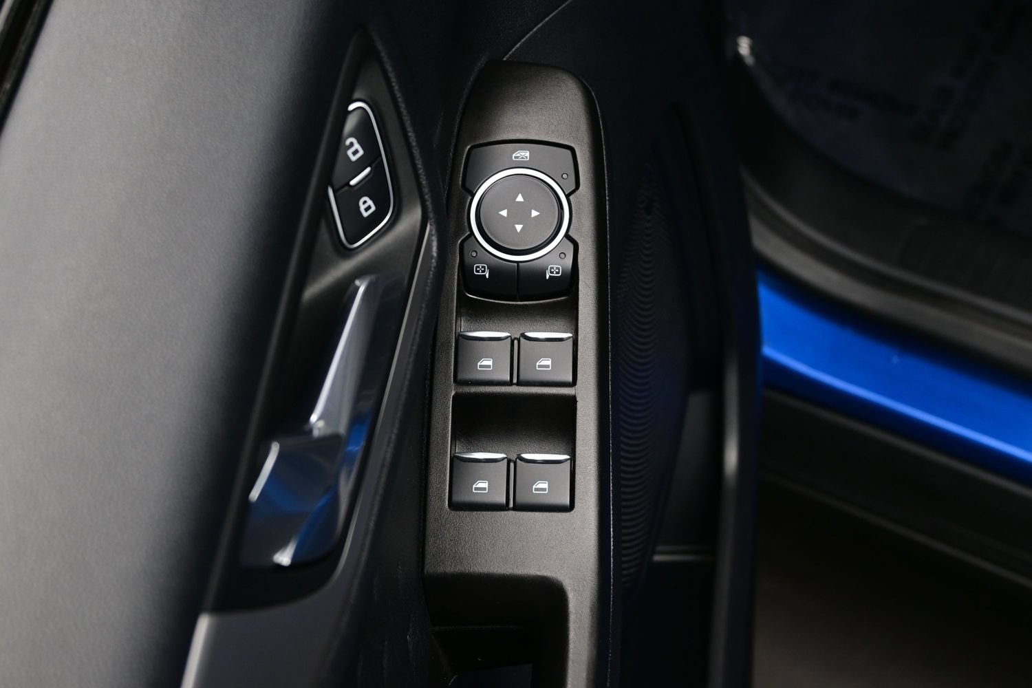 Used 2020 Ford Escape SE Sport AWD/4WD image 10