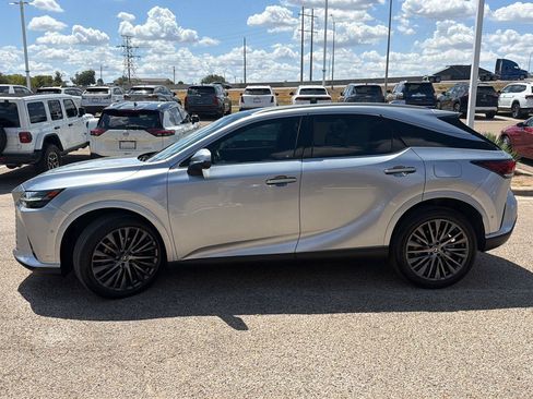 Used 2023 Lexus RX 350 FWD w/ Cold Area Package image 6