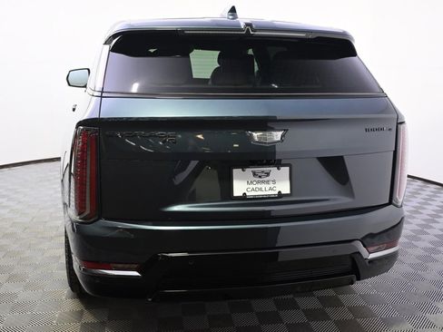 New 2025 Cadillac Escalade IQ Sport 1 w/ LPO, ONYX Package image 4