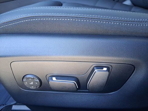 New 2026 BMW 540i xDrive w/ M Sport Package image 14