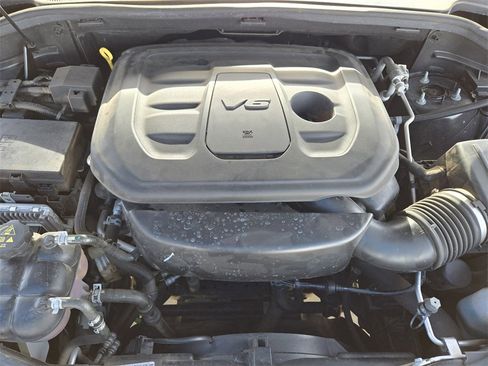 Used 2020 Jeep Grand Cherokee Laredo image 25