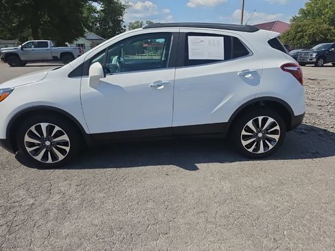 Used 2022 Buick Encore Preferred FWD image 12