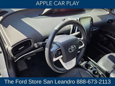 Used 2017 Toyota Prius Prime Premium FWD image 11