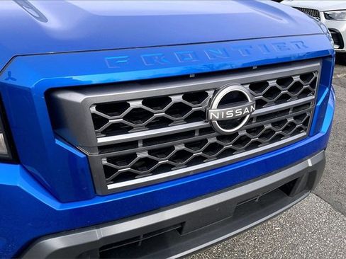 Used 2024 Nissan Frontier SV w/ SV Convenience Package image 6