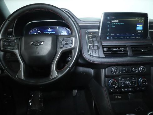 Used 2024 Chevrolet Suburban RST RWD image 29