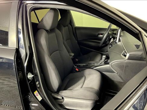 Used 2019 Toyota Corolla SE image 9