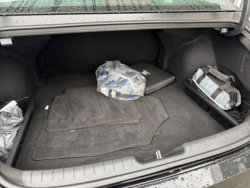 Used 2025 Hyundai Elantra SE image 34