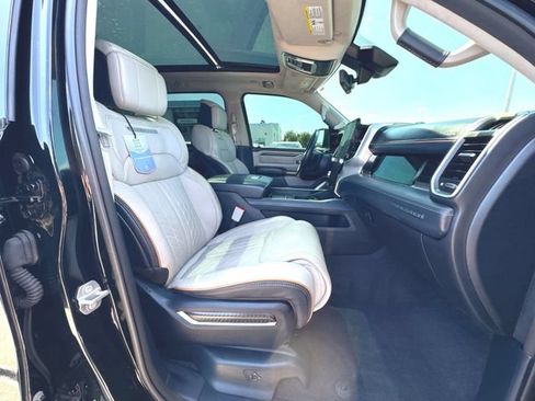 Used 2025 RAM 1500 Tungsten AWD/4WD image 29