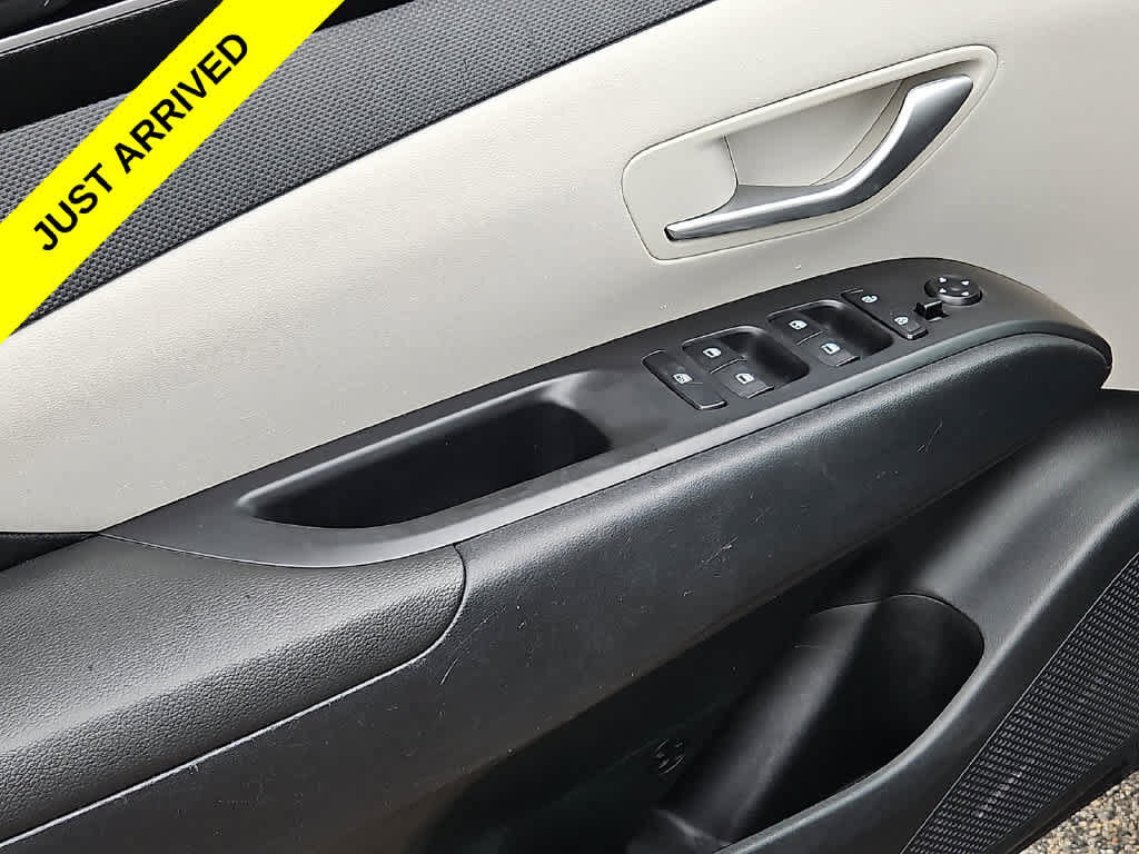Used 2024 Hyundai Tucson SE FWD image 12